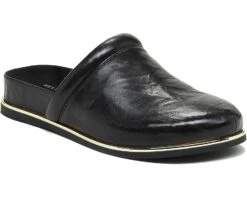 Kelsi Dagger Brooklyn Field Wild